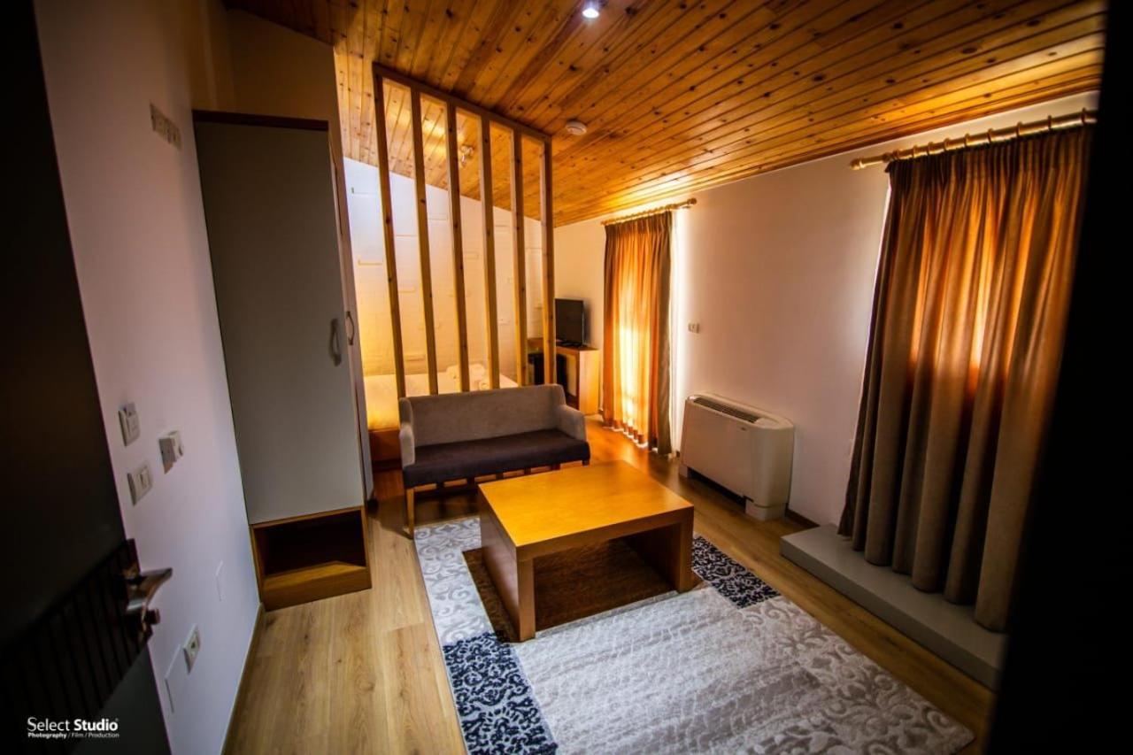Hotel Restorant Delisia Korce